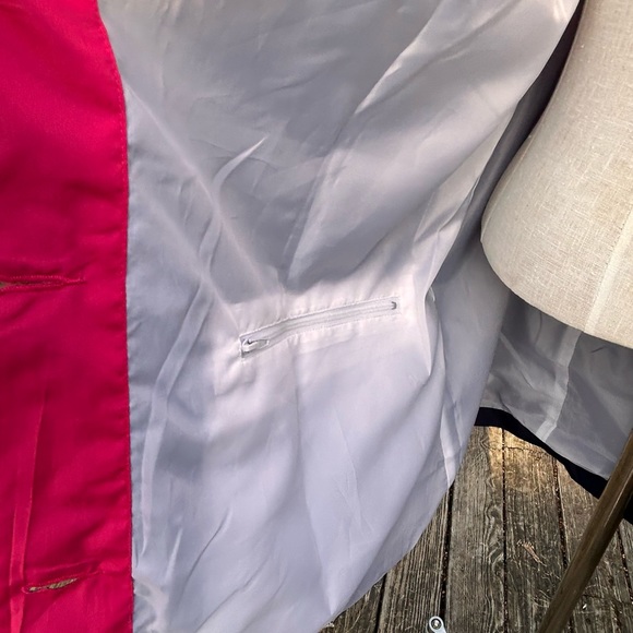 Koret Red White & Blue Color-Block 7-Pocket
Travel Rain/Wind Jacket Sz. M - Picture 10 of 16